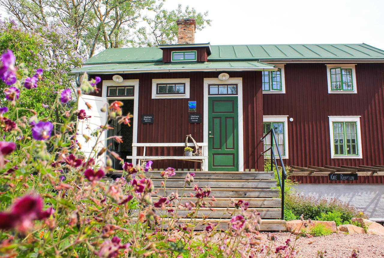 Brobacka Gasthem Bed & Breakfast Jomala Exterior photo